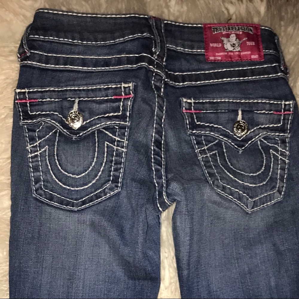 Almost new true religion jeans! Great fit!